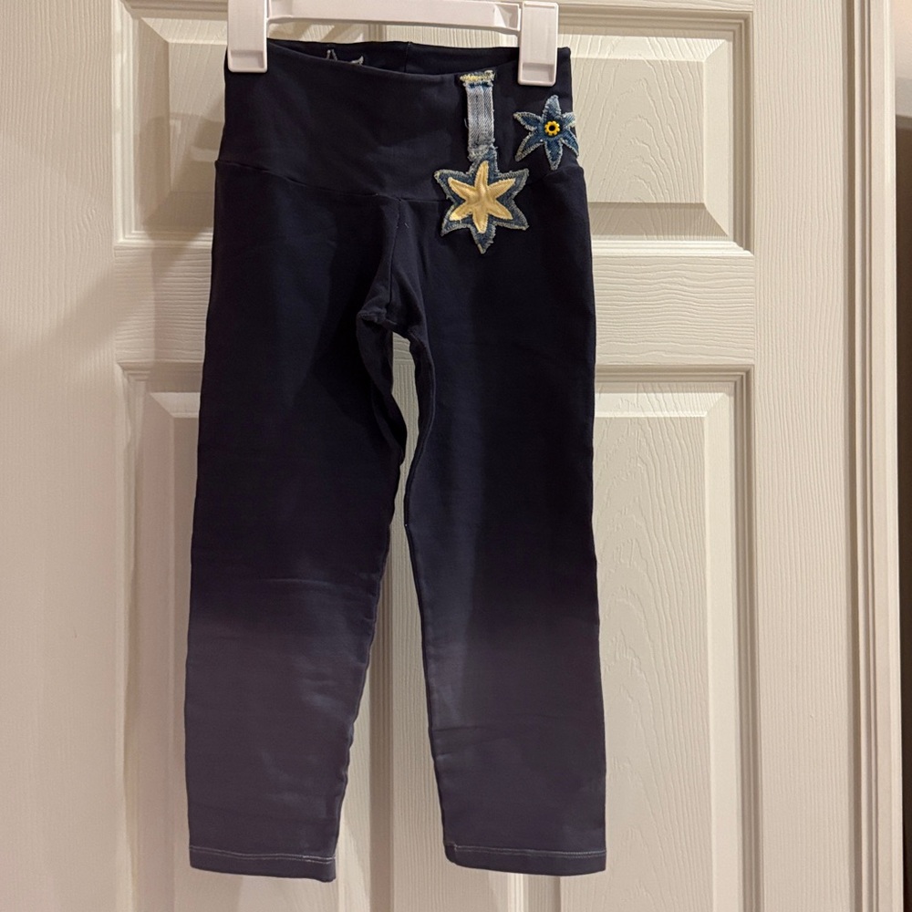 Kids or petites gray/ black ombré Leggings with Star Detail